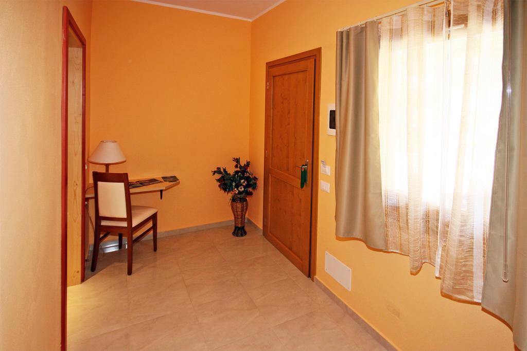 Ta 2 Pefka - Petros Italos Neos Marmaras Habitación foto